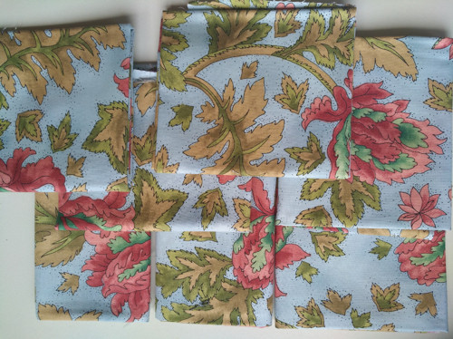 FQ modrá Broderie Perse