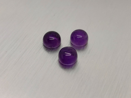 Ametyst kabošon 7 mm kulatý přírodní broušený