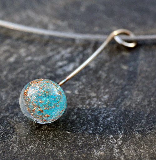 Náhrdelník modrý NN251