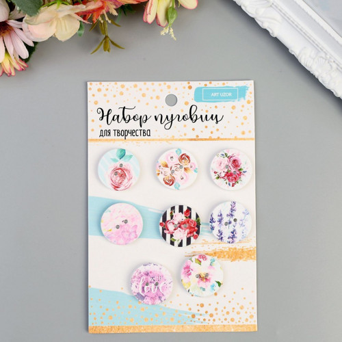 Sada dřevěných knoflíků se vzory květin, 8 kusů,