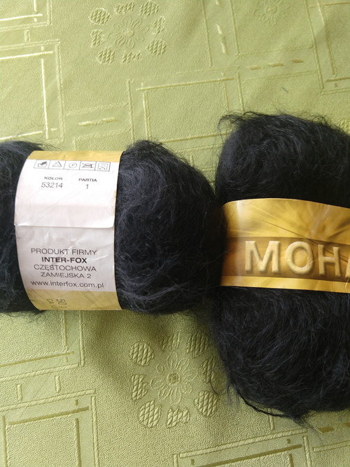 MOHAIR černý
