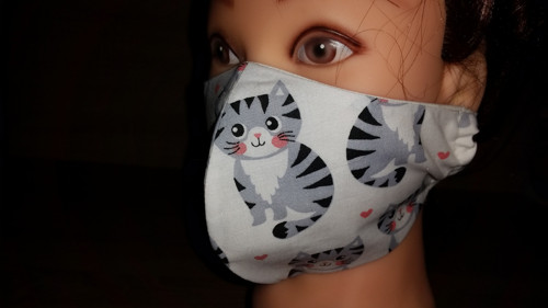 DÁMSKÁ ROUŠKA s kočičkami — foto 1