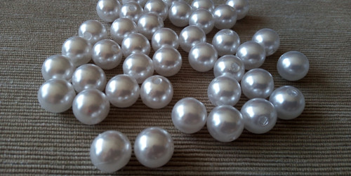 Plastové perle 50 kusů — foto 1