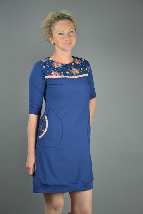 Modré šaty — foto 1