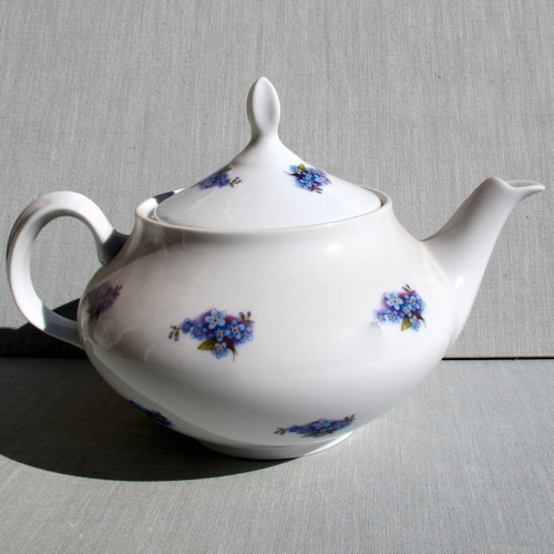Porcelánová konvice kytková ° — foto 1