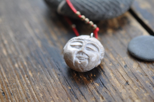 Přítel...tu...nablízku...Buddha — foto 1