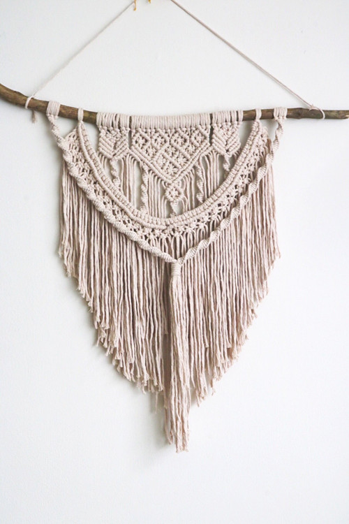 Macramé nástěnný závěs světlý — foto 1