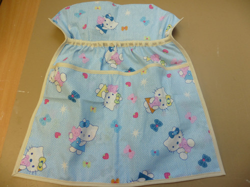 Kapsář na ramínku do školky — foto 1