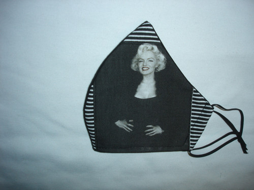 Textilní rouška Marilyn — foto 1