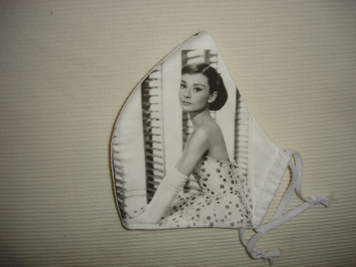 Textilní rouška Audrey — foto 1