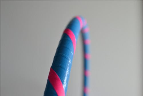 Obruč na hooping modro-růžová 95 cm — foto 1