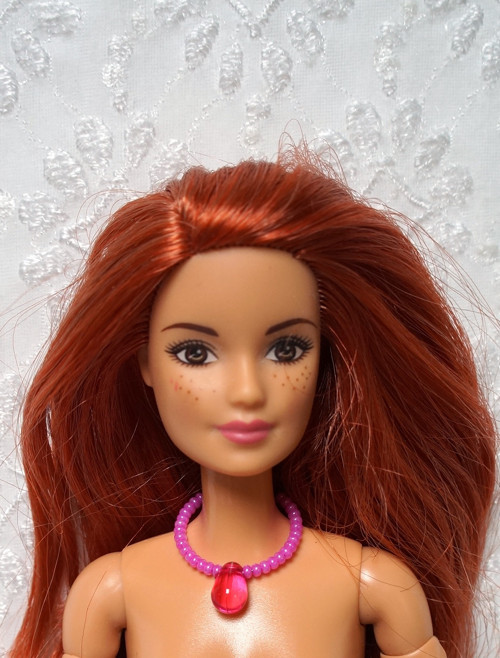 Náhrdelník pro Barbie s kapkou — foto 1