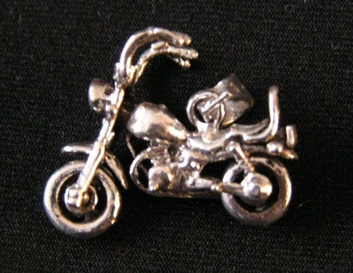 Stříbrná motorka — foto 1