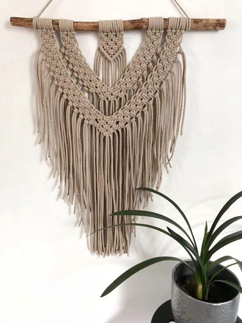 Macrame dekorace v béžové barvě — foto 1