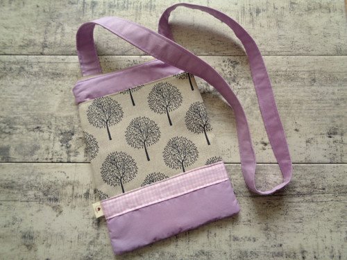 Crossbody stromy