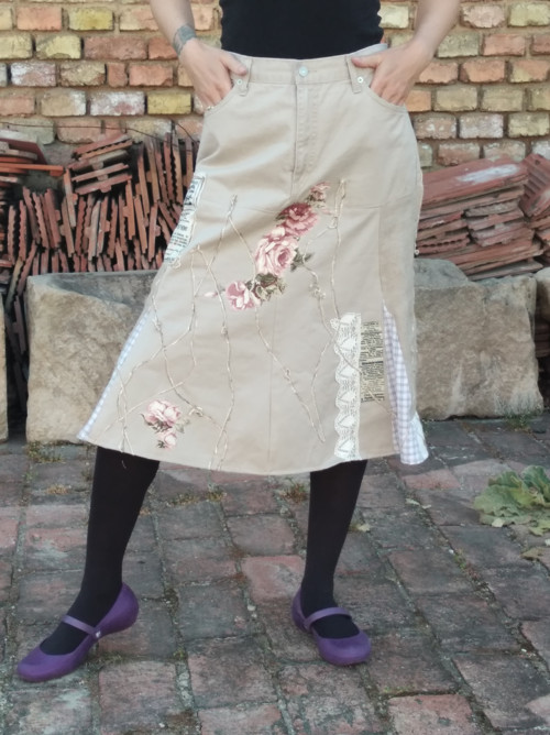 Modelová džínová sukně Upcycling