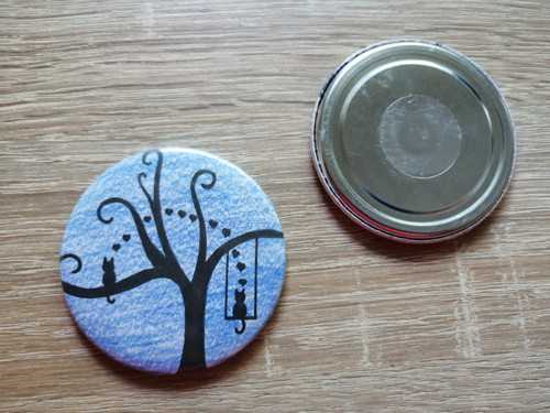 Magnet kočka na stromě (modrá) - 56 mm