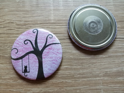 Magnet kočka na stromě (růžový) - 56 mm