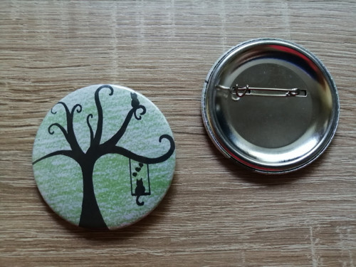 Placka kočka na stromě (zelená) - 56 mm