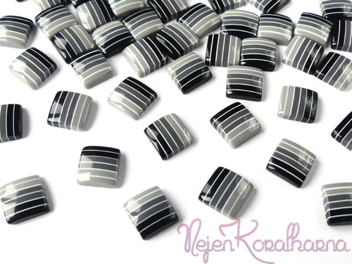 Plastové čtverečky černé 12x12mm (2ks)