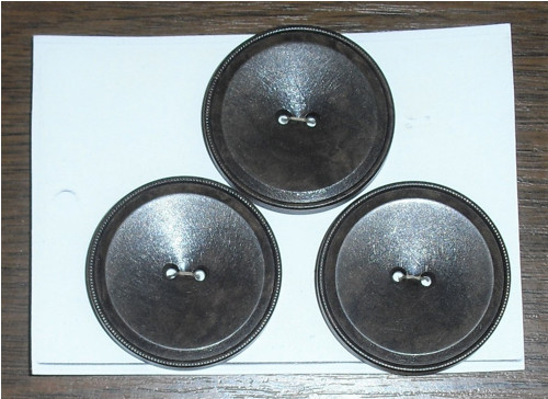 3x starožitné KNOFLÍKY, velké, tvarované
