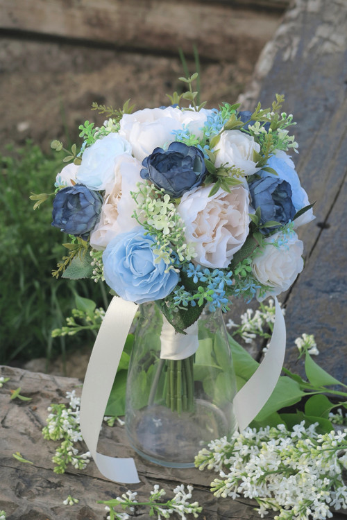 Kytice "Blue sky" REZERVACE — foto 1