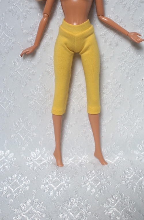Capri legíny — foto 1