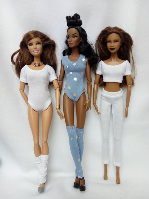 Oblečeky pro Barbie — foto 1