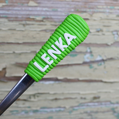 Lžička se jménem