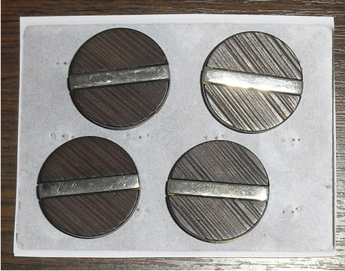 4x starožitné KNOFLÍKY, velké