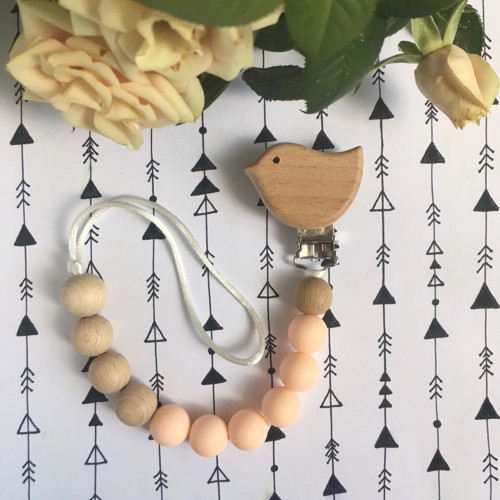 Klip na dudlík Rosebud — foto 1