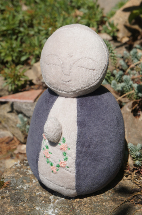 Plyšový Jizo - růže — foto 1