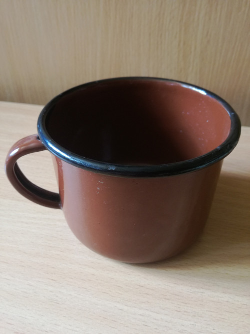 Smaltovaný hrneček — foto 1