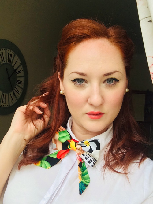 Dámsky motýlik Rockabilly Girl