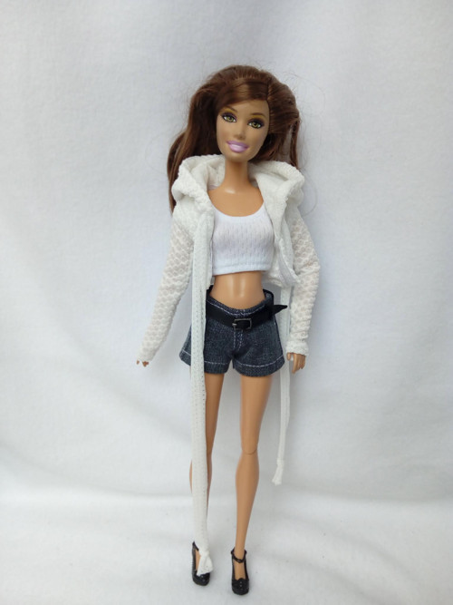 Mikinka pro Barbie — foto 1