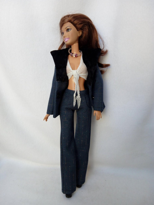 Kostýmek pro Barbie — foto 1