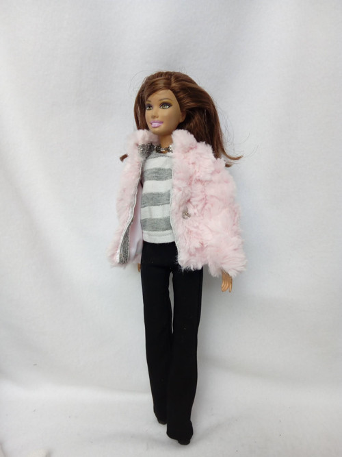Kožíšek pro Barbie — foto 1