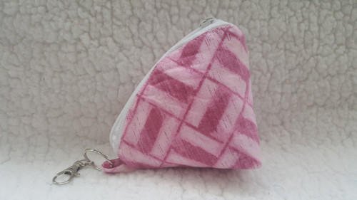 Klíčenka s poutkem a karabinkou - cihličky