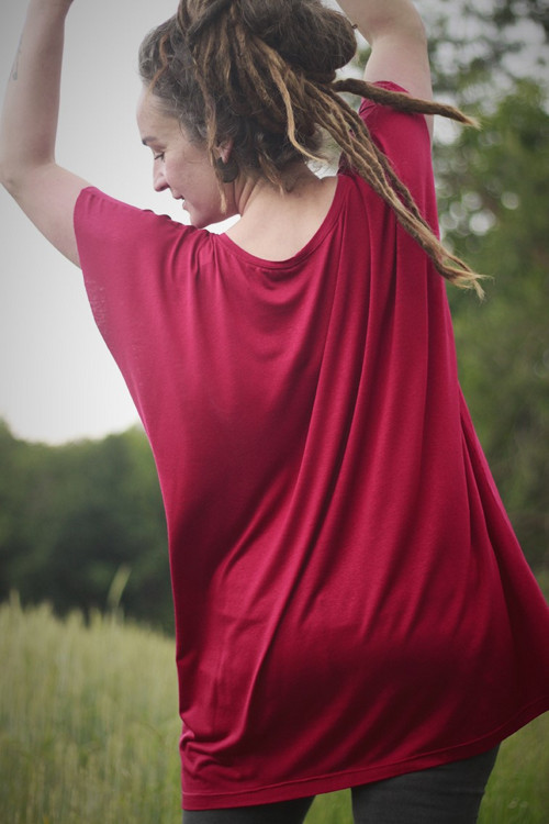 Oversized trikošaty ............ M - XL — foto 1