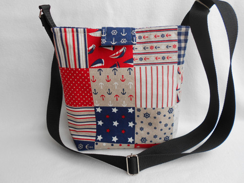 Crossbody - námořní