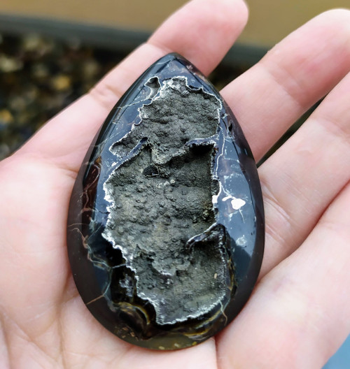 Simbircito-amonitová geoda, ID 1432, 60x36 mm