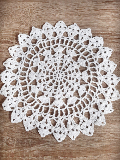 Dečka o průměru 22,5 cm