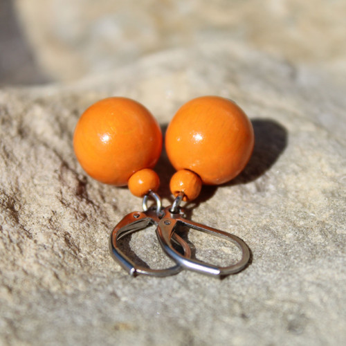 Oranžové dřevěné náušnice MINI