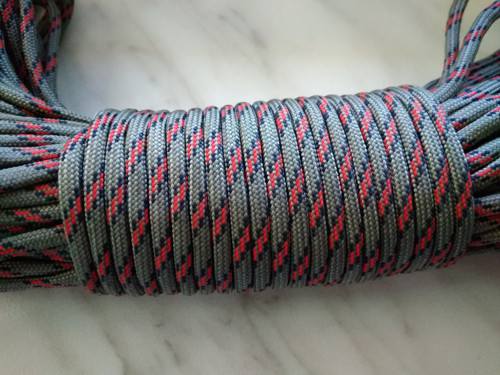 Paracord provázek č. 64