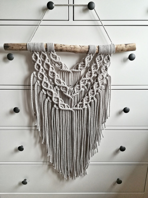 Macrame dekorace v barvě světlé kávy (latte) — foto 1
