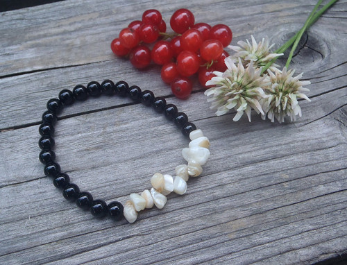 Onyx s perletí II