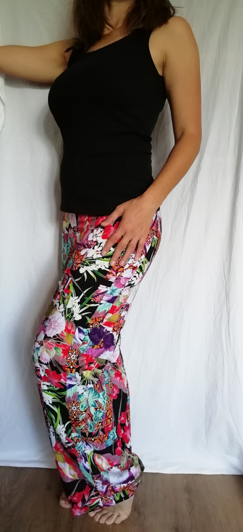 Kalhoty Flowers — foto 1