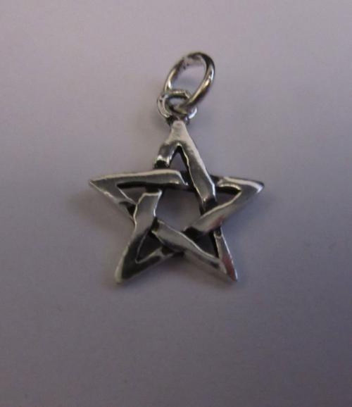 Malý proplétaný pentagram ze stříbra - přívěsek