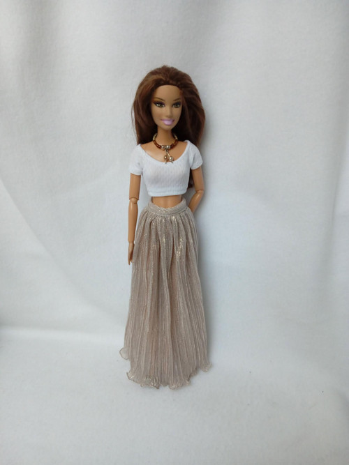 Sukýnka pro Barbie — foto 1