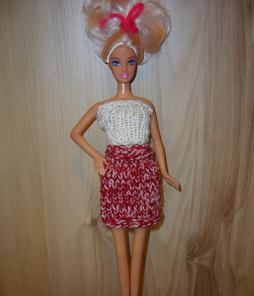 Barbie - vínová sukýnka